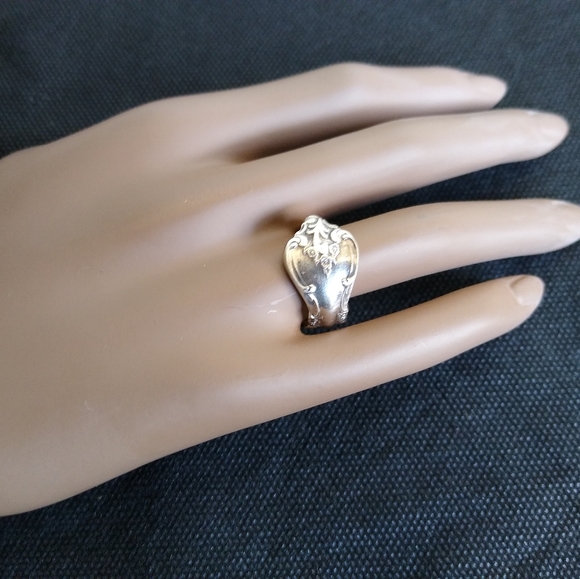 VTG International Silver plated floral Spoon Ring - Picture 7 of 8